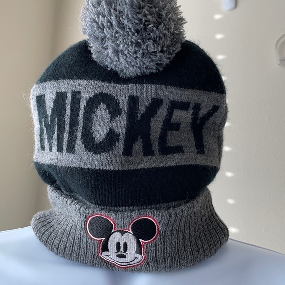 MICKEY Pom Pom Beanie - Picture 1 of 4